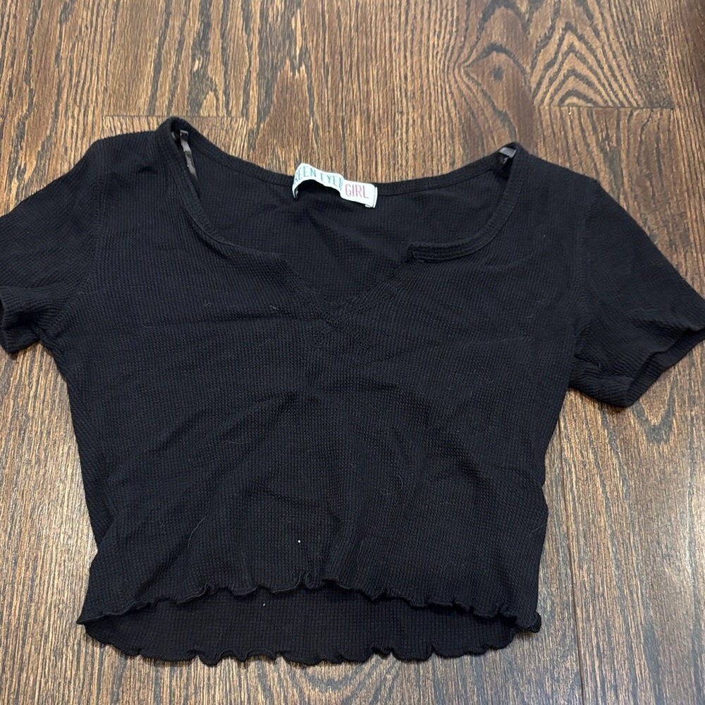 Green Eyed Girl Women’s Black Crop Top Size Small
